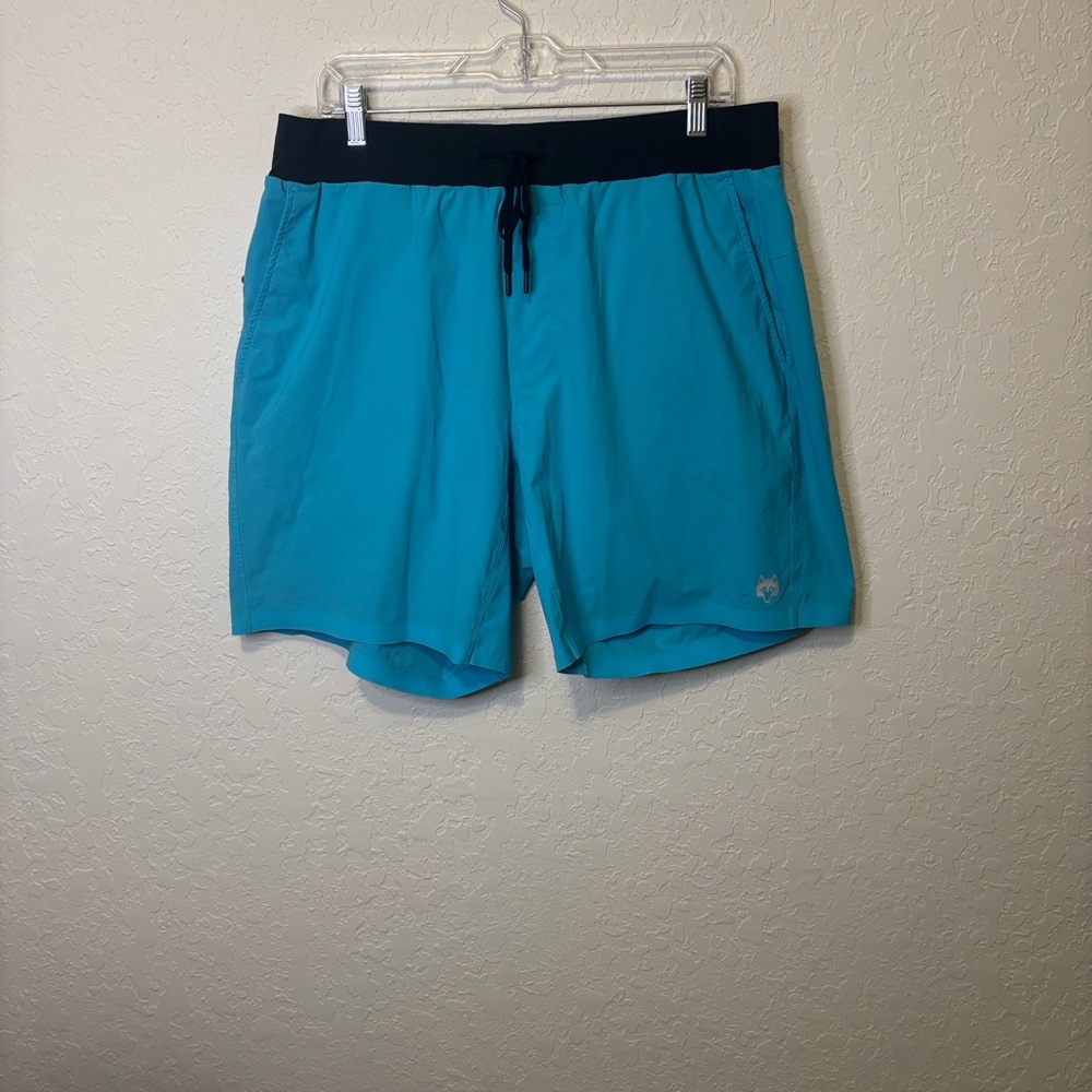 Greyson Versatile Coywolf shorts